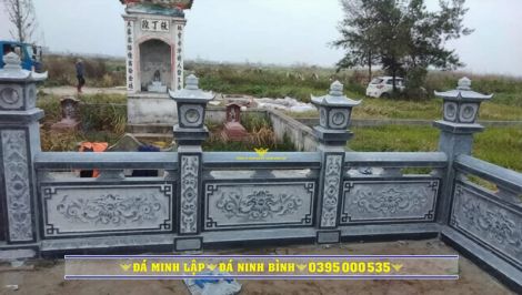 Lan can đá xanh đen, sen hóa, cột bóng đèn đục hoa văn LC2