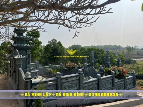 Lan can đá xanh rêu chữ Tâm cá liền bưng cao 81cm - Mẫu 20