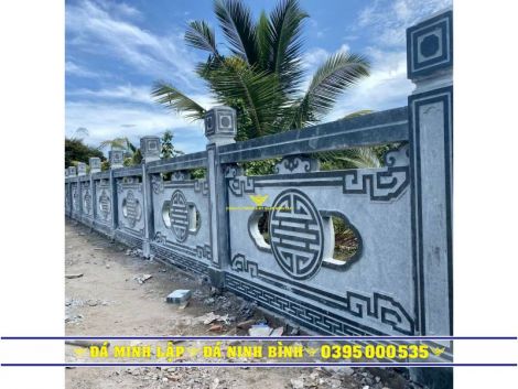 Lan can đá xanh rêu thông phong chữ Thọ tròn cao 81cm - Mẫu 23