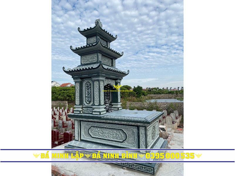 Mẫu mộ đá ba mái cao cấp với kiến trúc mái cong cổ kính
