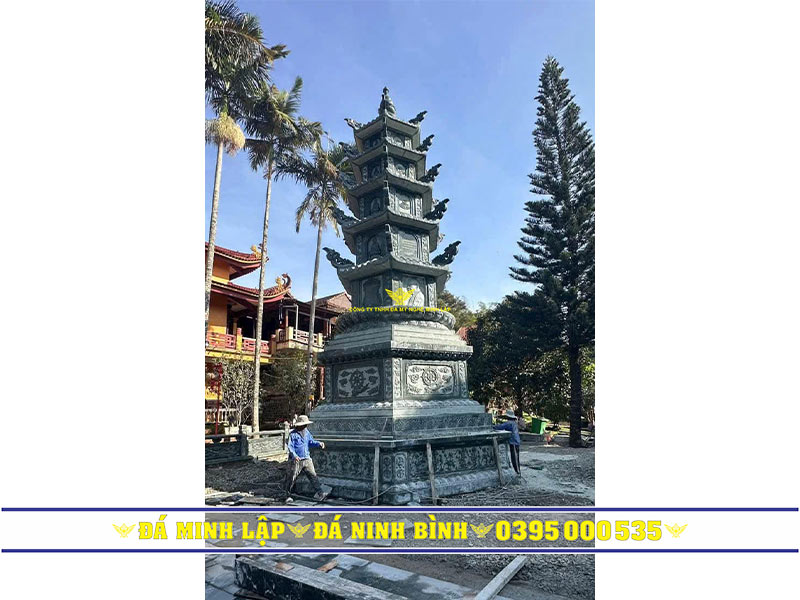 Mẫu mộ tháp đá phật giáo kiến trúc nhiều tầng cao cấp