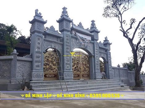 Cổng tam quan đá 01