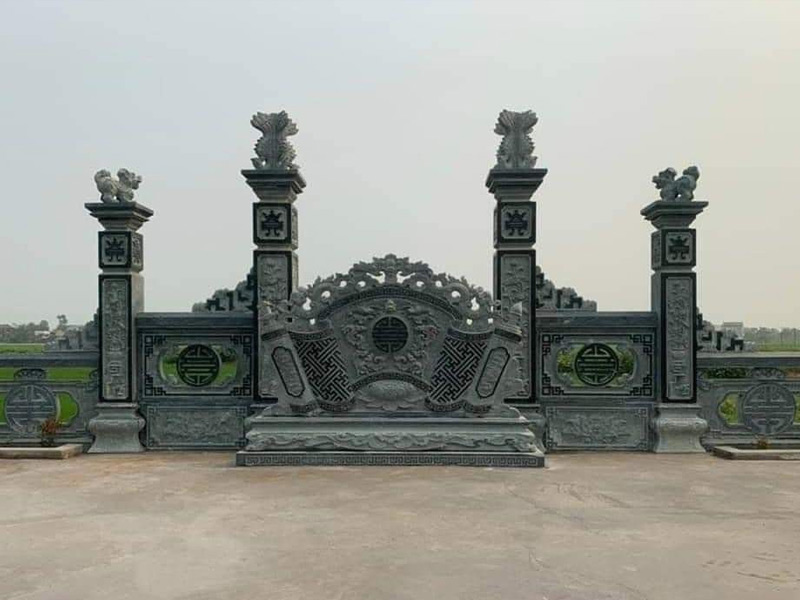 Cổng đá đẹp của khu lăng mộ đá