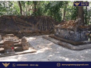 Lăng mộ đá cổ Lộc Giang