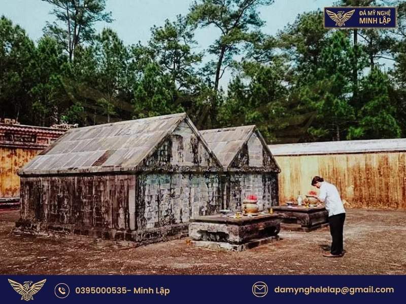 Khám phá Lăng mộ đá vua Gia Long và dấu ấn triều Nguyễn