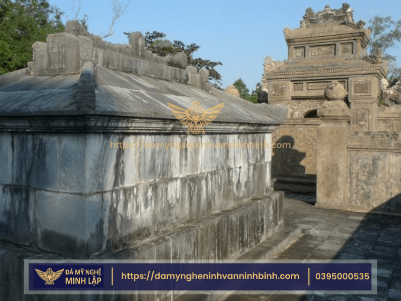 Lăng Từ Cung – Lăng mộ đá cổ nổi tiếng triều Nguyễn 4 Chất liệu đá và nghệ thuật chế tác