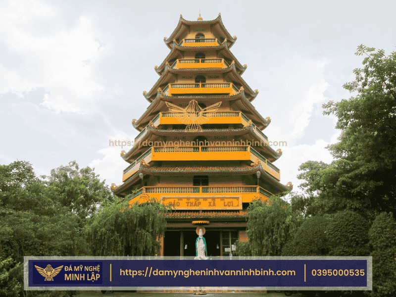Lịch Sử Và Ý Nghĩa Của Cột Đá Chùa Giác Lâm