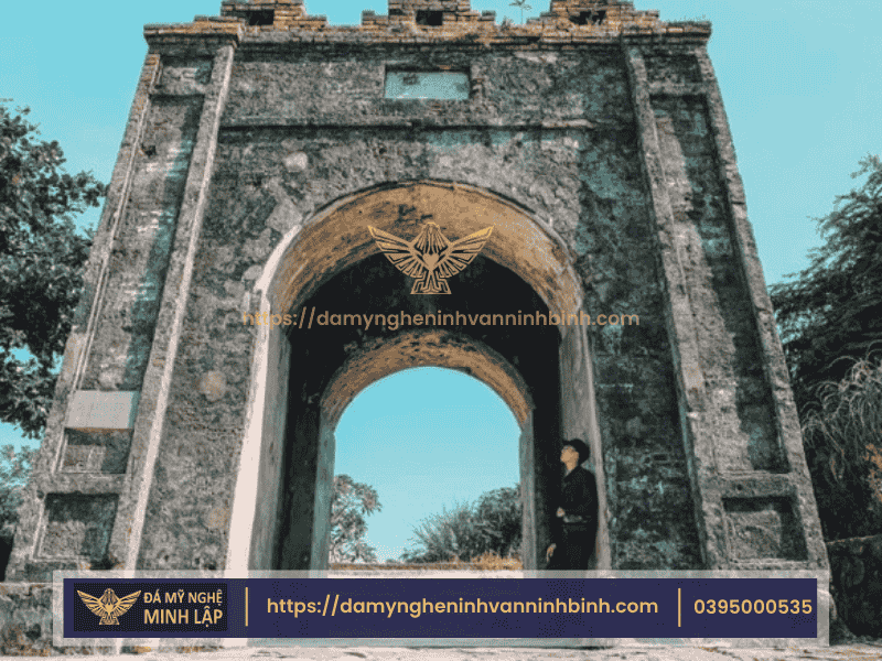 Giá trị phong thủy và phát huy văn hóa của Lăng mộ đá Bà Huyện Thanh Quan