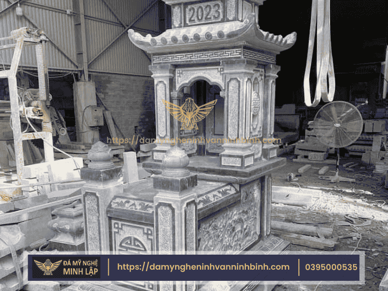 Việc nhập mộ cho người mới mất không chỉ đơn thuần là chôn cất mà là một nghi thức chuyển giao linh hồn người mất về với tổ tiên