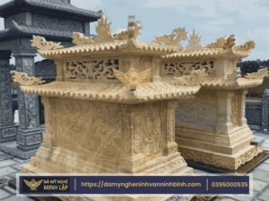 Đá Vàng Làm Lăng Mộ – Biểu Tượng Thịnh Vượng và Vững Chãi